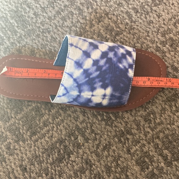 EUC Roxy Slides - Picture 5 of 6